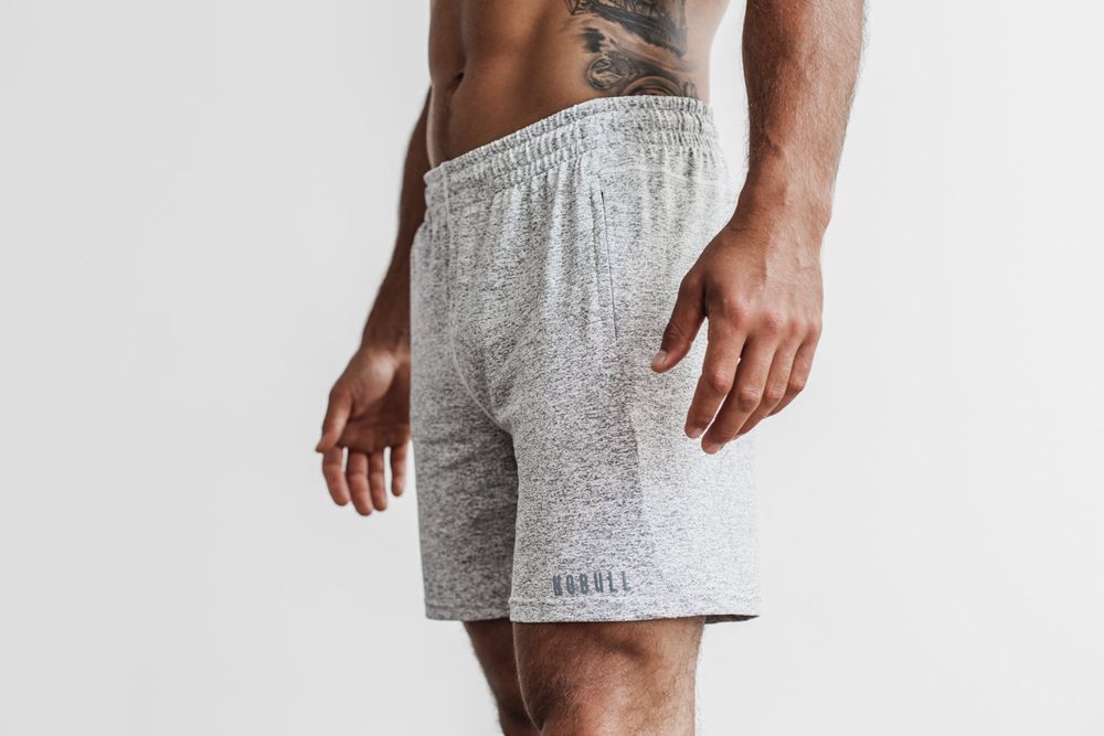 Shorts NOBULL Homme Blanche - NOBULL Lightweight Knit Runner 7",France (3056-UYRTQ)